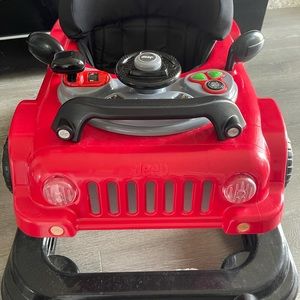 Jeep Classic Wrangler 3-in-1 Grow With Me Push Behind Walker